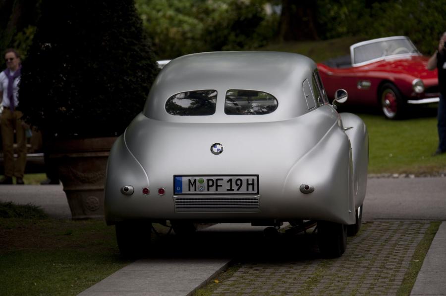  BMW 328 Kamm Coupe 1940 года  (фото 2 из 125)